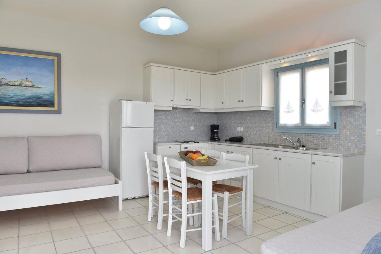 Tonia Apartments Paros Хріссі-Акті Екстер'єр фото