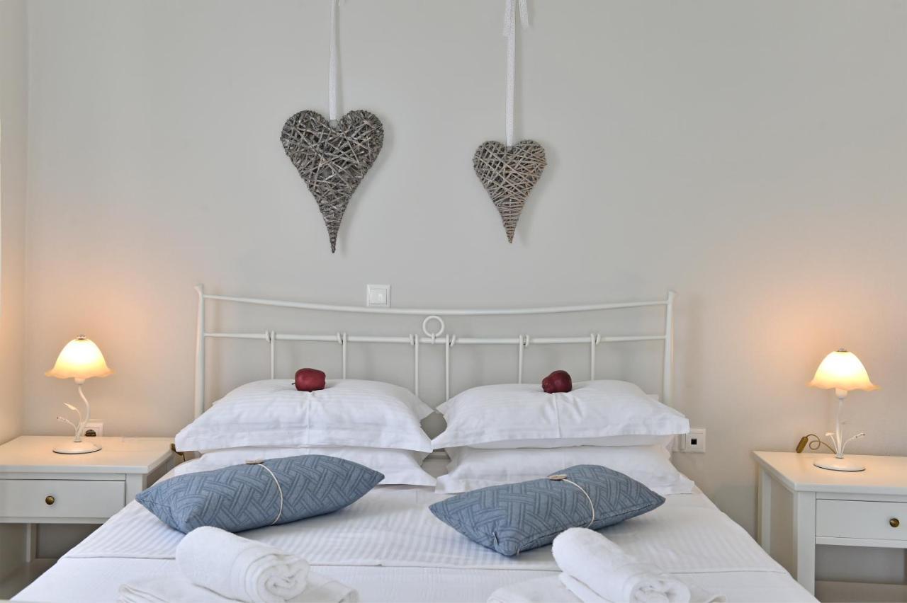 Tonia Apartments Paros Хріссі-Акті Екстер'єр фото