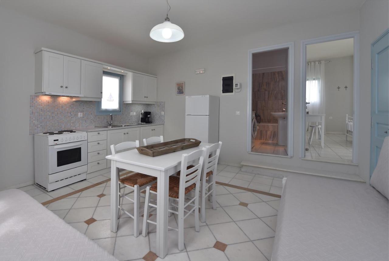 Tonia Apartments Paros Хріссі-Акті Екстер'єр фото